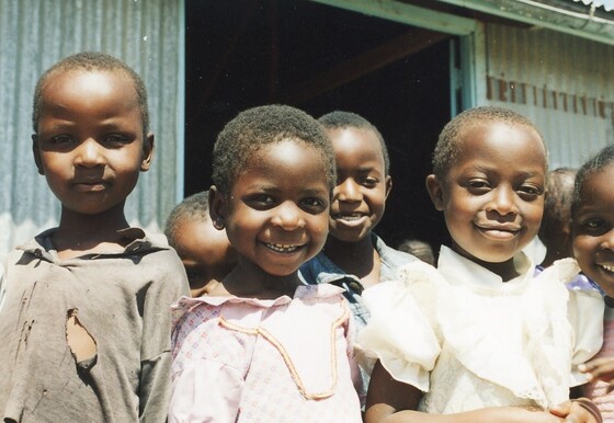 26歳の頃に出会ったナイロビ郊外スラムの学校に通う子どもたち