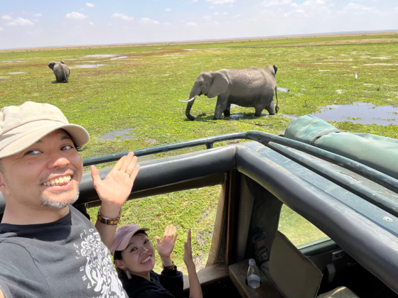 ケニアのアンボセリ国立公園にて。一生分くらい象を見ました（2023年）。