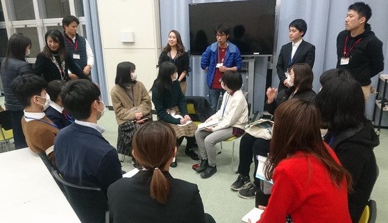 写真：協力隊候補生との交流会の様子