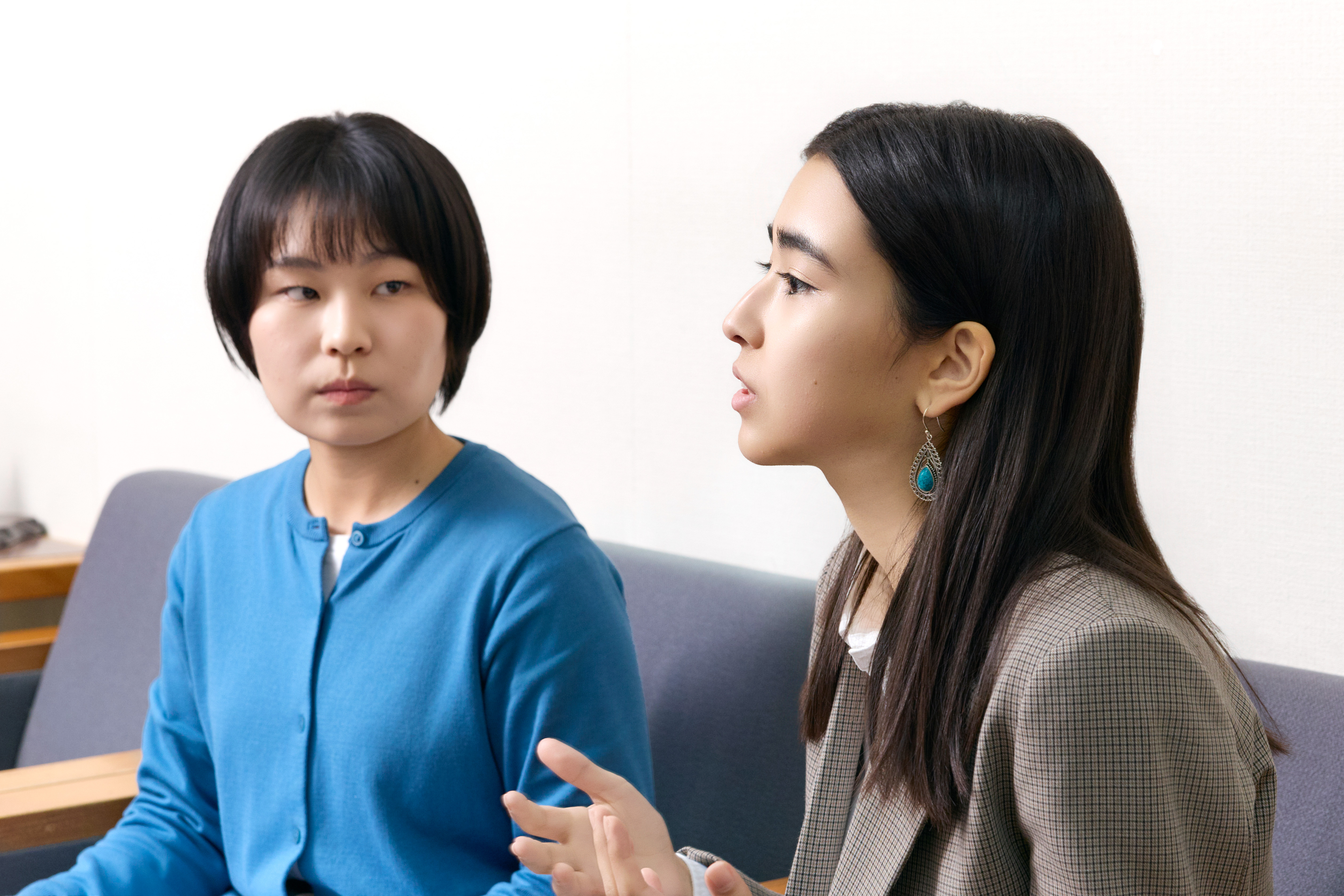 インタビューに答える二人