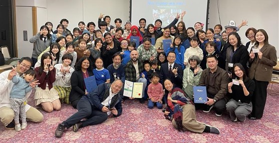 JICA青年研修では、多くの高校生や町民が研修員に海士町の魅力を伝えてくれます。